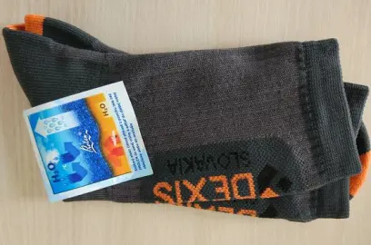 13739_700E1100074