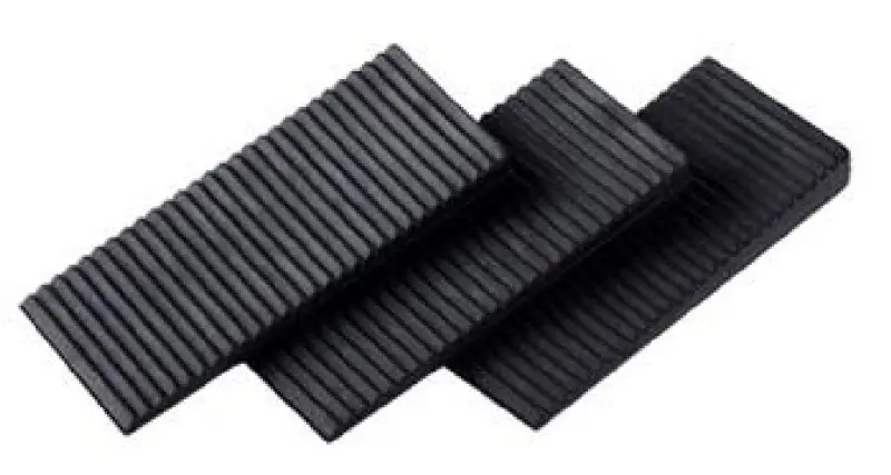 670K0500033.jpg