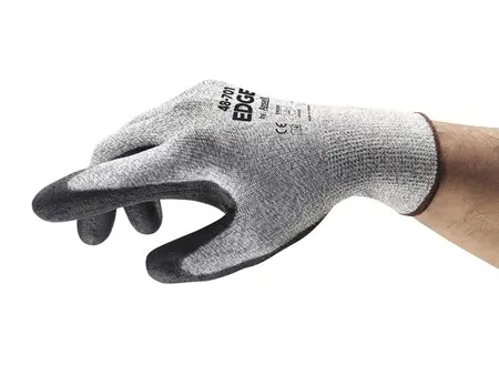 edge-48701-emea-props-1-white.jpg